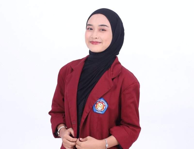 Wakil Presiden Mahasiswa Poltesa, Neni menilai kekerasan terhadap anak bukan persoalan individual semata, melainkan kegagalan kolektif. Ketika kasus demi kasus terus bermunculan, negara, masyarakat, dan keluarga harus berani bercermin dan mengakui bahwa ruang aman bagi anak masih sebatas jargon.