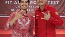 Ket: Matheus Bobby M.N., bersama Ketua DPC PDI Perjuangan Kabupaten Sambas.
